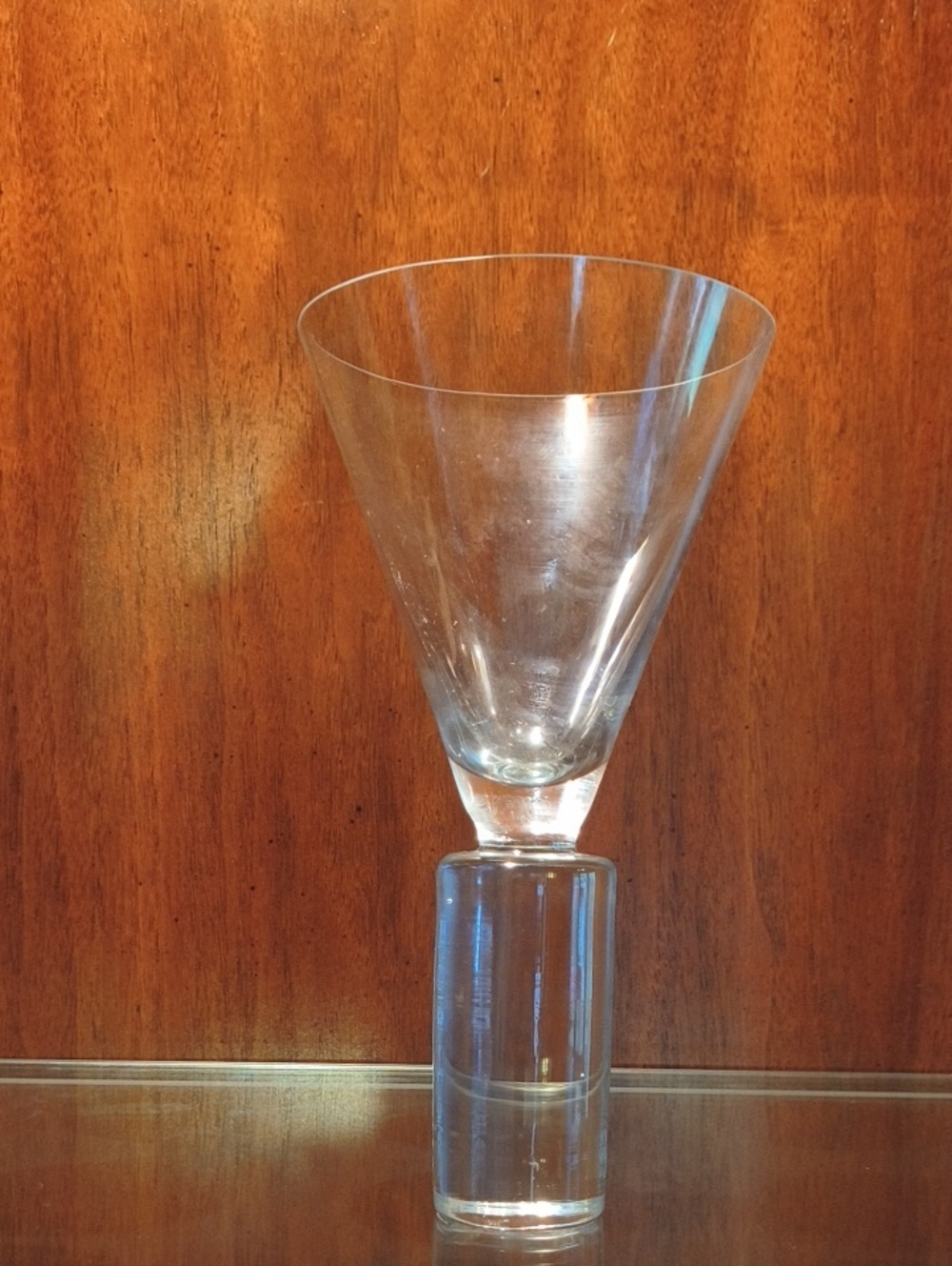 Pedestal Glass Martini/White Wine Glasses - Set of 4 Super Style!!